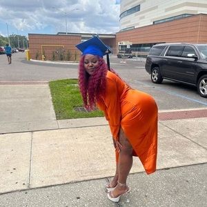 Meet your Posher, Love